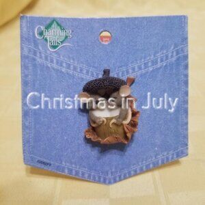 Charming Tails Mouse Autumn Acorn Leaf Thanksgiving Pin